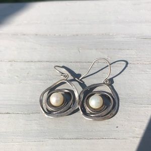 Silpada pearl drop earrings